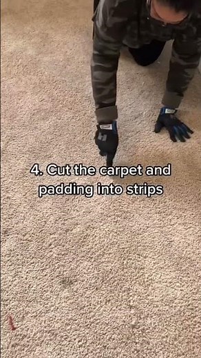 How to remove carpet the easy way! #diy #diyhomeimprovement