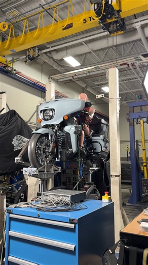 Indian Motorcycle on Instagram: "Vehicle Durability Simulator (VDS) testing is a rigorous stress-test that all of our machines, like the new #RoadmasterPowerPlus and #ChieftainPowerPlus, go through before reaching production. The process begins by acquiring and recording real-world vehicle and component behavior data while riding on various road surfaces. This data is then converted into a simulation program that uses hydraulic actuators to replicate hundreds of thousands of miles of different t