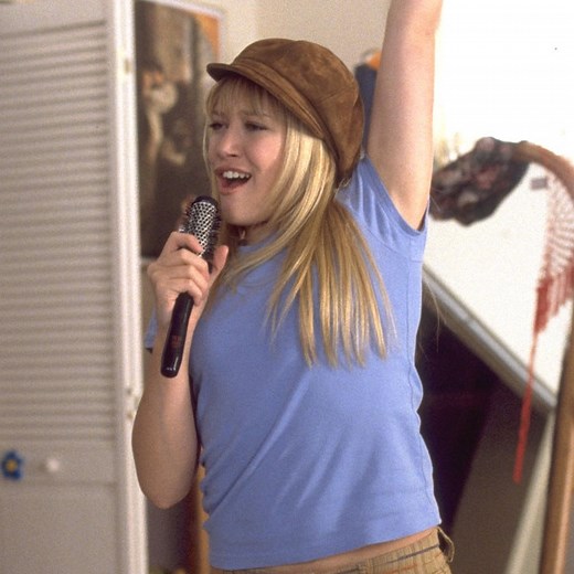 This New Lizzie McGuire Footage Is the Perfect Start to 2020