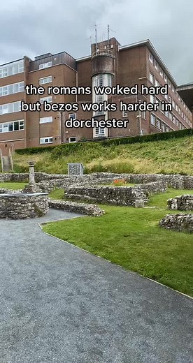 the popular roman artefact.. an amazon package #bezos #amazon #dorchester