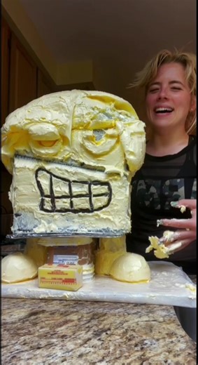 Rip my butter sculpture #fyp #slippingthroughmyfingers #butter #icarly #bestie #wtf