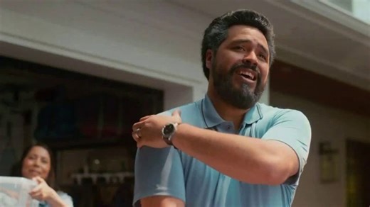 Vicks VapoFreeze TV Spot, 'College Move'