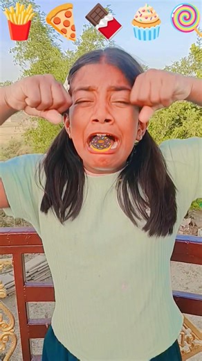 amayra ka hasi 🧁🍭🍫🍫🍕 #funny #amayrashort #viralshort