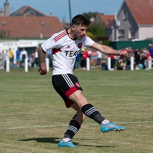 24K views · 1.1K reactions |  ⚽ Matty Kennedy with the winner at Victoria Park yesterday. | Aberdeen Football Club | Facebook