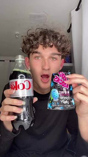 I exploded a Coke bottle With Pop rocks #PUBGMOBILE #MMKx007 #SamsClubScanAndGo #poprocks #coke #foryou