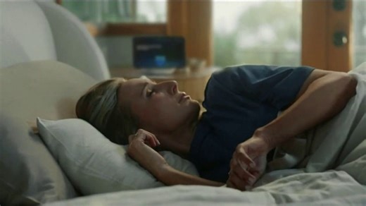 Amazon Alexa TV Spot, 'Nikki Glaser Books a Table With the All-New Alexa '