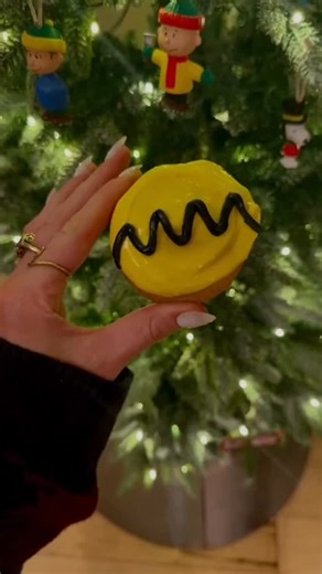 9.2K views · 42 reactions | Obsessed with these Peanuts inspired @generalmills holiday cookies?!  Just wait till you see our Broadcast Channel exclusive giveaway. 﫢來 Join the “Fetch Insiders” now on our profile to enter! ✨ | Fetch | Facebook