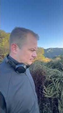 What a health insurance agent does.