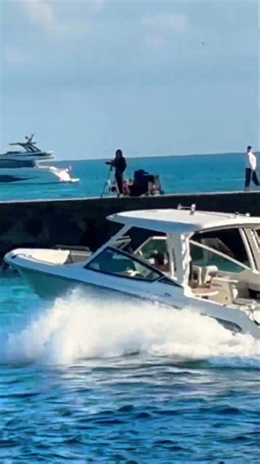 This what life Looks like around Here#hauloverinlet #hauloverspeedboat