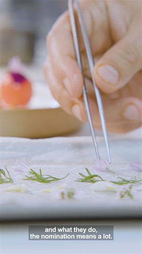 The 2024 James Beard Awards are almost here! 🏆 This year, Chicago has four finalists in the running, including Chef Sujan Sarkar of Chicago’s only Michelin-starred Indian restaurant, Indienne. The awards ceremony will take place at the Lyric Opera House of Chicago on June 10th. 🔗 Get more info on attending and watching the 6/10 livestream: https://bit.ly/3wzpA5z | Choose Chicago