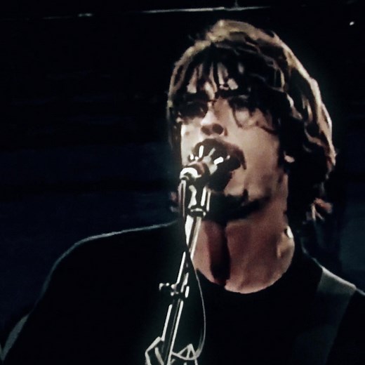 Rocking Concert Moments with Dave Grohl: Foo Fighters and Nirvana