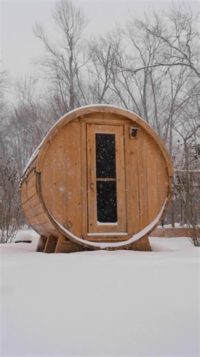 SISU on Instagram: "Cold outside, heat inside 🔥 . . . . 📸: @beyond.the.script #sisulifestyle #sauna #contrasttherapy #recovery #wellness"