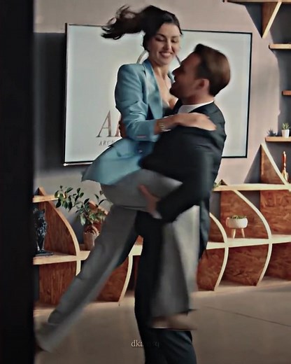 their happiness is so precious😭 #sencalkapimi #loveisintheair #edser #edayildiz #serkanbolat