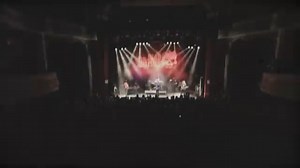 We’ve been looking back through old TDD videos & came across this cool one of Lock'N'Load at Shepherd's Bush Empire, London UK back in Nov 2013! 🇬🇧 It features the original singer, Jon Stevens, Richard Fortus & Dizzy Reed (GNR), Charley Drayton (The Cult), Daryl Jones (The Rolling Stones) & David! This was the first single the band ever released & the first tour to the UK!🚀🚀 | The Dead Daisies