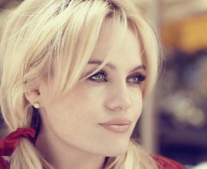 Duffy Releases First New Song in Five Years "Something Beautiful" -