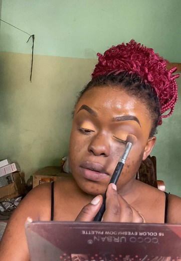 Join us in our makeup class.