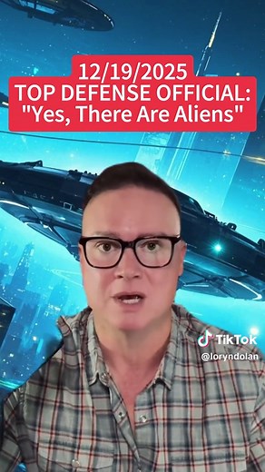 3i Atlas Deep-Zoom: Alien Shape or Rotation Artifact? Space Sleuths Debate the 20-Minute Stack #3iAtlas #space #astronomy #ufo #uap #fyp #foryou #aliens #alien #foryoupage