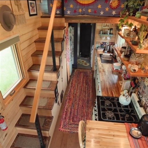 Finally Home: Trading Rent for Tiny Living Thank you Wildgrain for sponsoring. Visit https://wildgrain.com/TINYHOME30 and use code “TINYHOME30” at checkout to receive $30 off your first box PLUS free Croissants for life! Their Trailer Builder - Trailer Made Custom Trailers, LLC | Tiny Home Tours