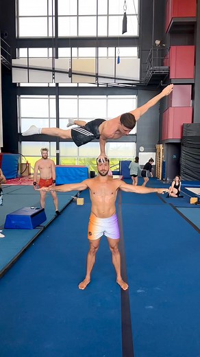 All the way up #headstand | AcroJames