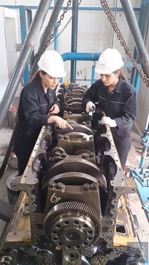 102K views · 2.4K reactions | Comprehensive Procedure for Crankshaft Inspection During Major Overhauling ‍ #overhauling #mechanics #Generator #mechanic #engineblock #viralreels #reels #crankshaft | Engine Xpress | Facebook