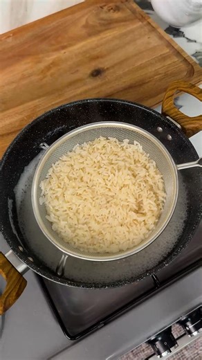 Smart strainer hack for rice cooking | Magic Hands Creations
