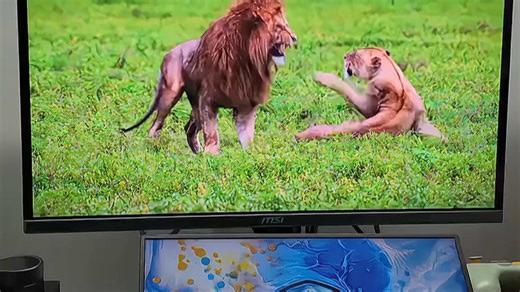 微星显示器X50流光，画质细腻色彩准，高刷新无拖影