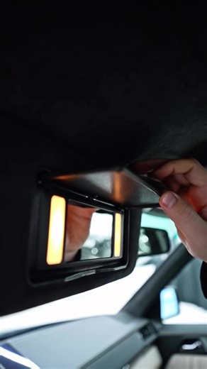 Exploring the W124 Mercedes E500: A Classic Review