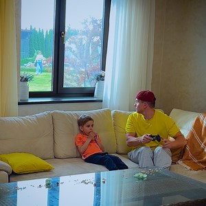 702K views · 2.7K reactions | Lazy husband does an impressive job of under 1 minute cleaning. | Tips & Tricks | Facebook