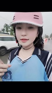 Sáng ra đi học mà mưa to qá 🙈 | Sara Nguyen