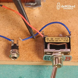 12K views · 73 reactions | Easy automatic lock to keep you safe | DeMilked | Facebook