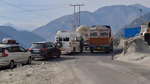 Traffic Update Blacktopping work is currently underway in the Morog Battery Chesma area, due to which traffic congestion has been reported in the vicinity. | Highway Guide