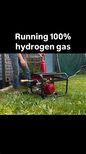 Hydrogen guys on Instagram: "A petrol engine converted to run on hydrogen gas, resulting in zero carbon emissions from the exhaust. #hydrogen #combustionengine #gx200 #engineering"