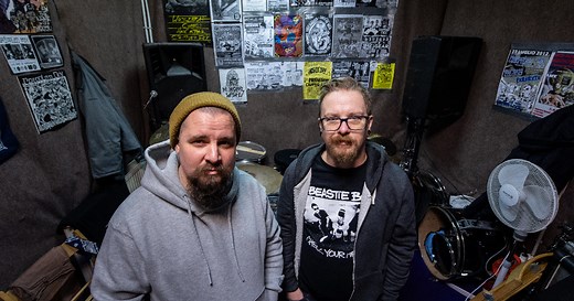 Kiírtuk, hogy hova mennénk turnéra, és 24 órán belül ott volt az összes szervező