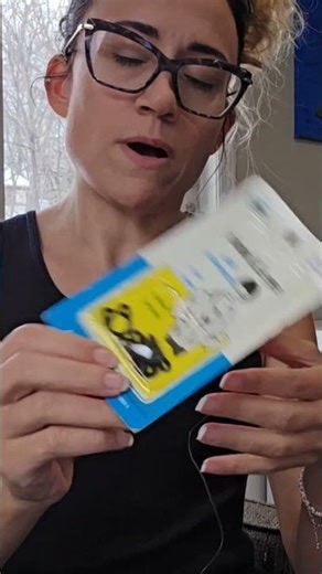 Scrap Pile Upcycle Turning Scraps From Old Couch Cover into a Belt #diy #upcycling #upcycle #diybelt