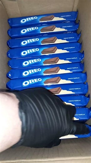 🍫 Malo fell in love with Oreos 🍫