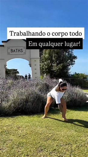 Andréa Schaidt | 40+ Ativa on Instagram: "Siga: @andrea40maisativa É para treinos completos para fazer em casa sem enrolação seja minha aluna! Digite RESULTADO e eu te envio uma mensagem te explicando como funciona!"