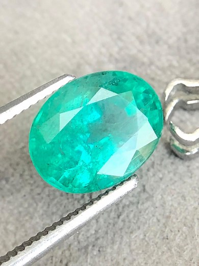 Natural 2.30 Carat Luster Green Emerald Oval Cut 9x7mm Loose Gemstone for Fine Jewelry - Etsy