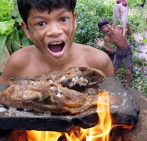 89K views · 2.6K reactions | Eating Delicious | Survival Wildlife | Facebook