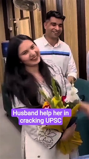 UPSC topper l Aspirants learning l Motivational shorts #ias#ips#upsc#dailyshorts#interview#viral