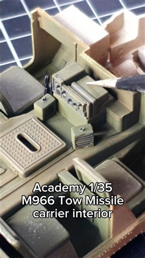 #humvee #war #iraq #modelkit #1980s #hobby #miniature #interior #academy #scalemodel