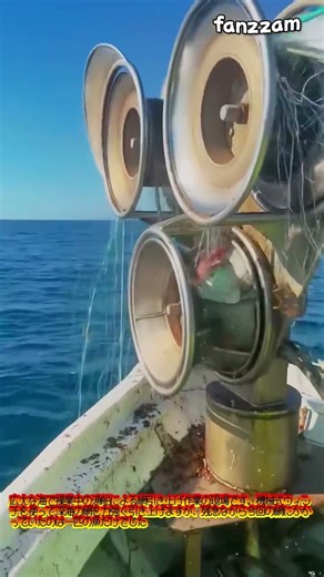 休むことなく回る漁船のウィンチ！海上での実際の操業プロセスに密着 #worker #process #fishing #boat #net
