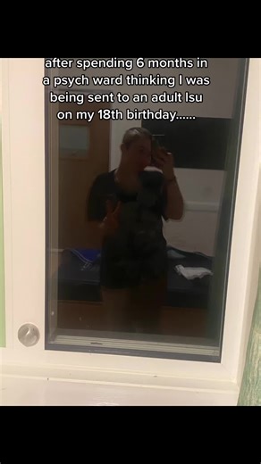 jess💌 (@jessisthriving)’s videos with WAR IS OVERRR - sarah🦇