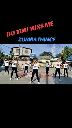 #tiktok trending song #zumba #zumbafitness #womenoftiktok #zumbaclass #dance #zumbacrazegurls #zumbacrazy #zumbadance #womenshealth