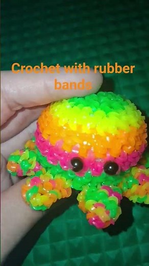 crochet octopus with rainbowloom rubber bands #crochet #loomigurumi #rainbowloom #rubberband