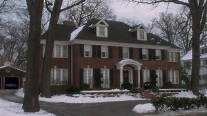 Macaulay Culkin is "Home Alone" again - and this time, he's all grown up. The actor stars in a Google Assistant holiday ad. 😳 http://www.cbs8.com/story/39671052/macaulay-culkin-is-home-alone-again-in-google-holiday-ad | CBS 8 San Diego