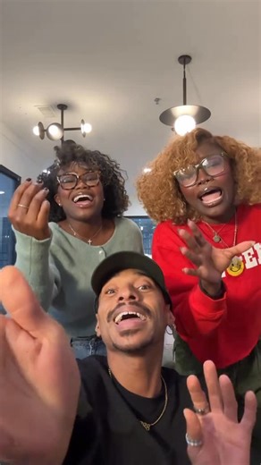 ALARIE on Instagram: "DO YOU KNOW THE MUFFIN MAN?!?! FORREAL THOUGH?!?! #muffinman #muffinmanchallenge"