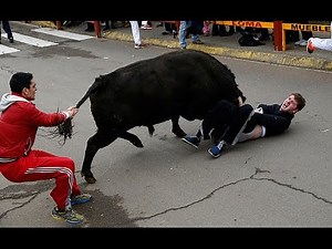 AMAZING Bullfighting Accidents In Spain -The Luckiest Bull Fighting Accident With People || Craziest