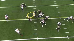 Deshaun Watson goes airborne 🛫 #HOUvsNO 📺: ESPN 📱: NFL app // Yahoo Sports app Watch on mobile: on.nfl.com/hn43qd | NFL