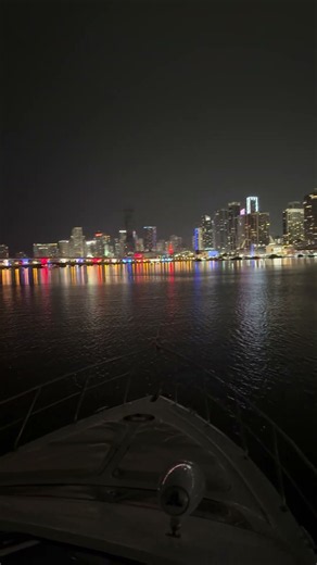 The Prettiest Time to See Miami? At Night 🌙 #goodtimes