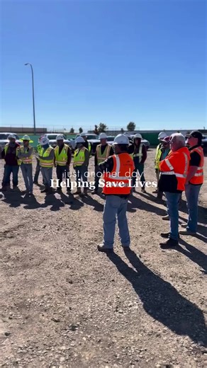 Safety. Training. Teamwork. A Winning Combo! Throwing it back to an awesome day with our friends at Ridgemont, bringing safety to the forefront with a safety talk, great food, and some well-earned raffle prizes! 🙌 Ridgemont isn’t just building structures—they’re building a culture of safety by investing in their teams and making sure everyone goes home safe at the end of the day. That’s what being a Safety Champion is all about. Shoutout to Ridgemont for making safety a priority and partnering 
